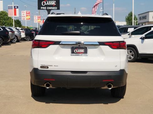 Used 2023 Chevrolet Traverse LT AWD/4WD image 6