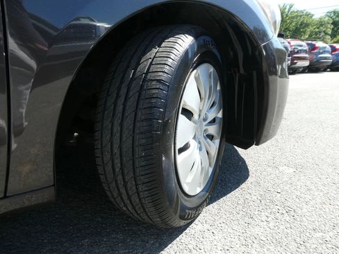Used 2011 Honda Accord LX image 23