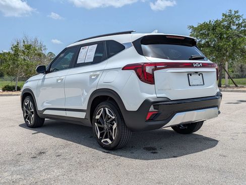 Used 2024 Kia Seltos SX w/ SX Sunroof Package AWD/4WD image 7