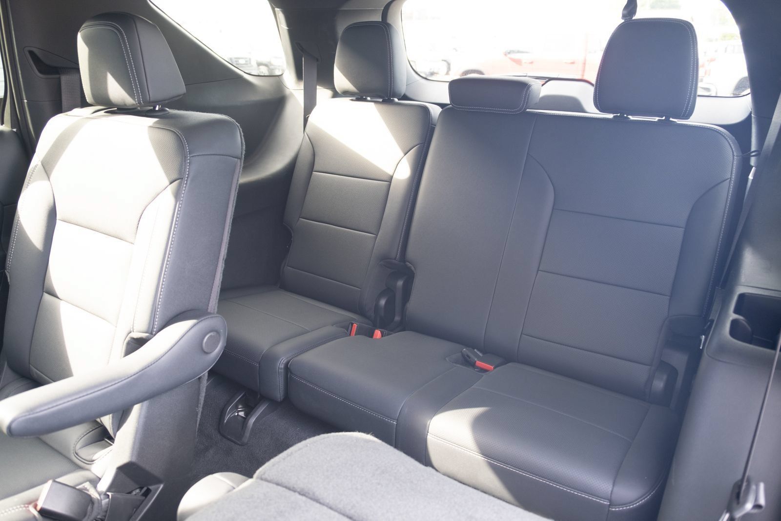 Used 2026 Chevrolet Traverse LT AWD/4WD image 17