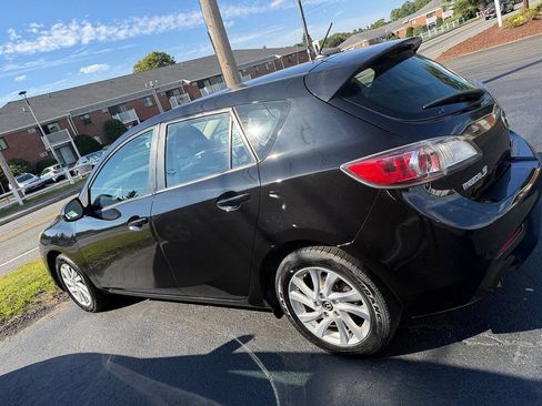 Used 2013 MAZDA MAZDA3 i Touring FWD image 10