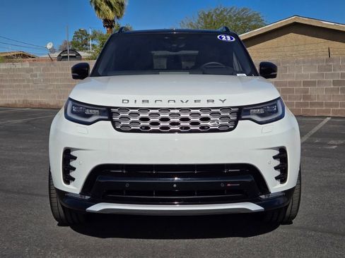 Used 2023 Land Rover Discovery Metropolitan Edition image 8