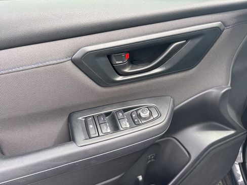 Certified 2025 Subaru Forester Premium AWD/4WD image 19