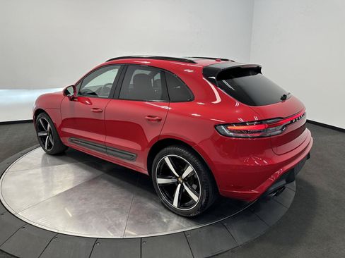 Used 2024 Porsche Macan S AWD/4WD image 3