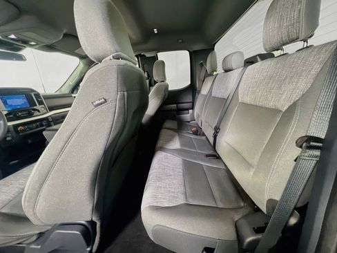 Used 2022 Ford F150 XLT AWD/4WD image 22