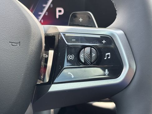 Used 2025 BMW X3 xDrive30i w/ Premium Package image 22