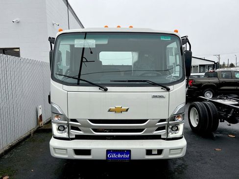 New 2024 Chevrolet Low Cab Forward 4500 XD image 44