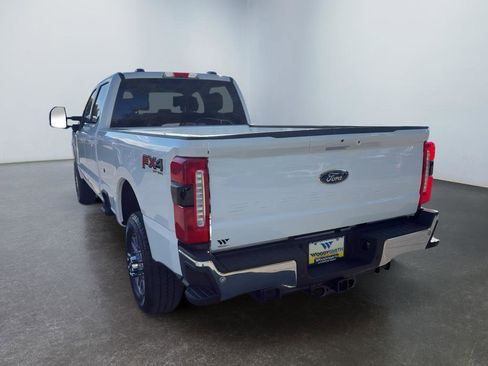 New 2026 Ford F350 Lariat w/ FX4 Off-Road Package image 10