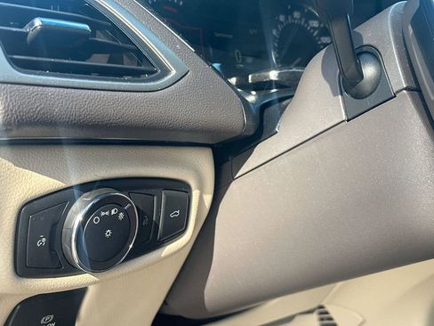 Used 2019 Lincoln MKZ Premiere image 12