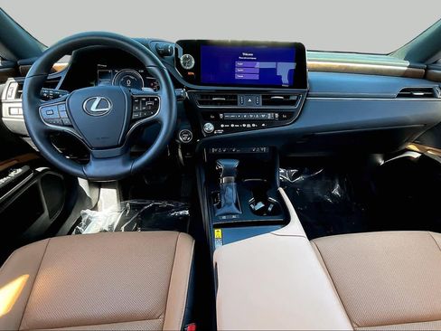 Used 2024 Lexus ES 300h w/ Premium Package FWD image 15