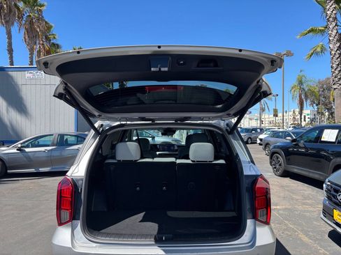 Used 2025 Hyundai Palisade SEL FWD image 35