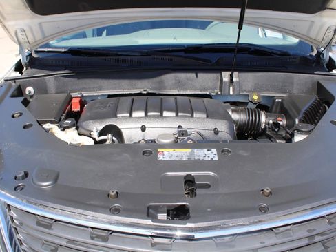 Used 2015 Chevrolet Traverse LS FWD image 22