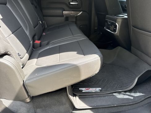 Used 2022 Chevrolet Silverado 2500 LTZ AWD/4WD image 16