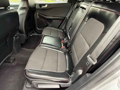 Used 2024 Ford Escape ST-Line image 32