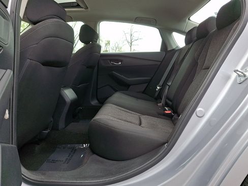 Used 2023 Honda Accord EX image 10