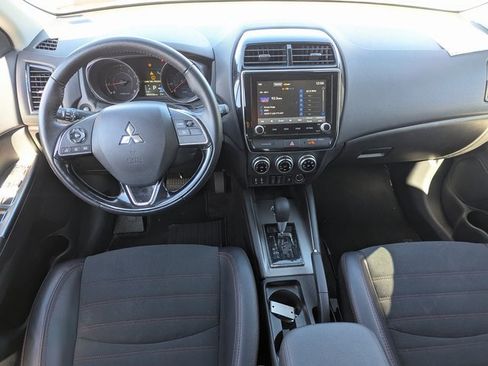 Used 2024 Mitsubishi Outlander Sport AWD image 28