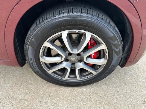 Used 2017 Maserati Levante S AWD/4WD image 27