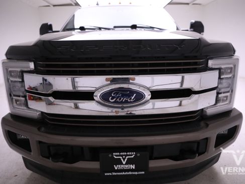 Used 2019 Ford F250 King Ranch w/ King Ranch Ultimate Package image 7