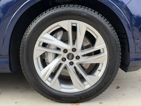 Used 2022 Audi Q7 3.0T Prestige image 18