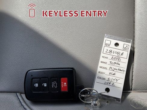 Used 2018 Toyota Highlander XLE AWD/4WD image 36