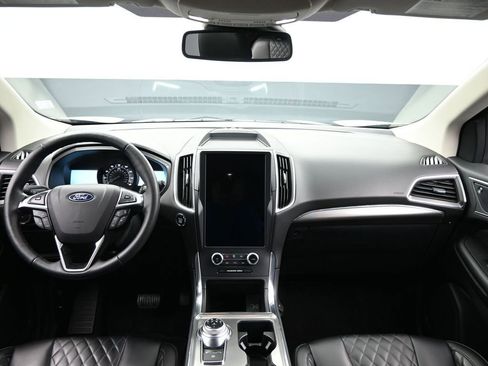 Used 2024 Ford Edge Titanium image 26