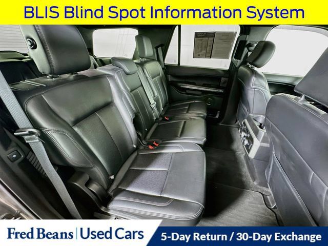 Used 2019 Ford Expedition XLT w/ Equipment Group 202A AWD/4WD image 35