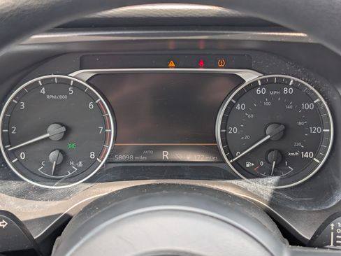 Used 2024 Nissan Rogue S AWD/4WD image 22