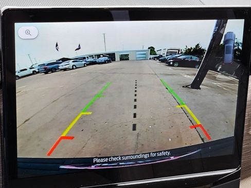 Used 2022 Ford Expedition Limited RWD image 12