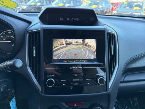 Used 2023 Subaru Forester Base image 40