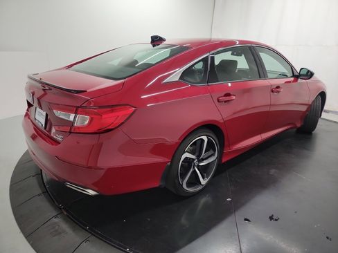 Certified 2022 Honda Accord Sport image 9
