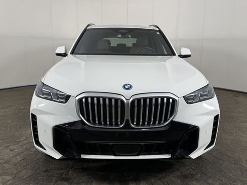 Used 2025 BMW X5 xDrive50e w/ M Sport Package AWD/4WD image 2