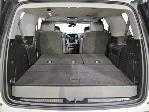 Used 2017 Cadillac Escalade Premium Luxury image 29