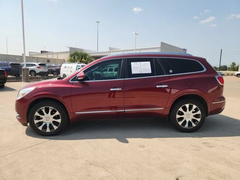 Used 2017 Buick Enclave Leather w/ Enclave Sport Touring Edition FWD image 4