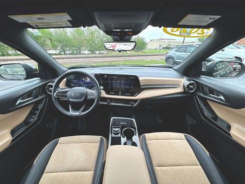Used 2026 Chevrolet Equinox ACTIV w/ Convenience Package III AWD/4WD image 20