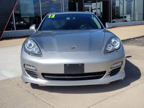 Used 2012 Porsche Panamera 4 w/ Premium Pkg Plus image 2