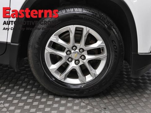 Used 2020 Chevrolet Traverse LT AWD/4WD image 32