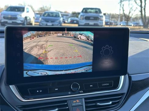 New 2025 Nissan Altima 2.5 SR w/ SR Premium Package image 21