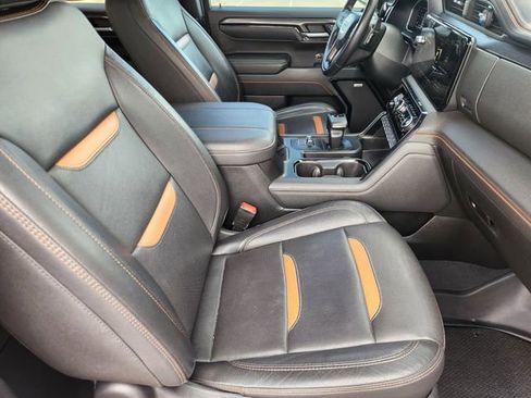 Used 2023 GMC Sierra 1500 AT4 w/ AT4 Premium Package image 14
