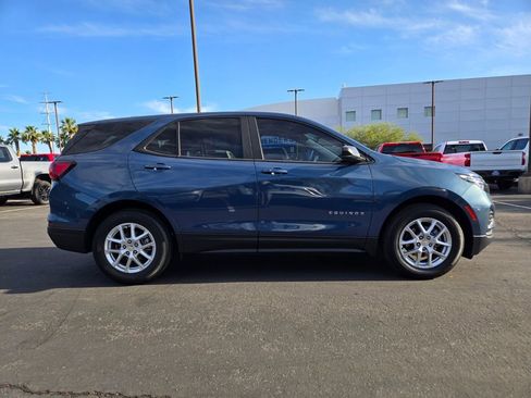 Used 2024 Chevrolet Equinox LS w/ LS Convenience Package FWD image 7