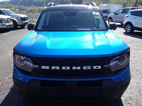 Certified 2025 Ford Bronco Sport Outer Banks w/ Outer Banks Tech Package+ AWD/4WD image 12