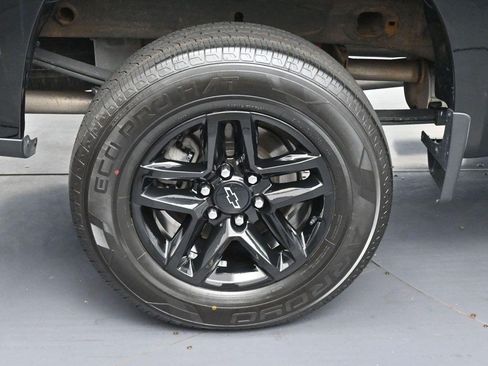 Used 2024 Chevrolet Silverado 1500 LT Trail Boss AWD/4WD image 33