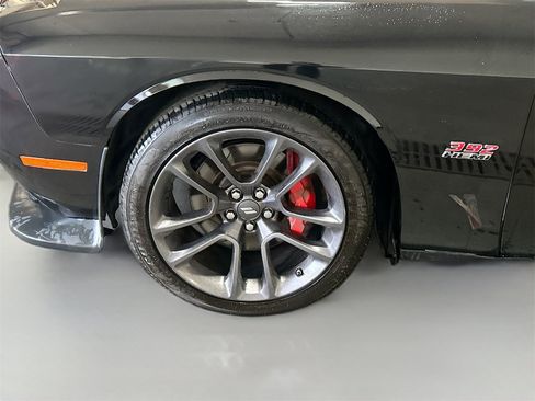 Used 2021 Dodge Challenger R/T Scat Pack w/ Driver Convenience Group image 30