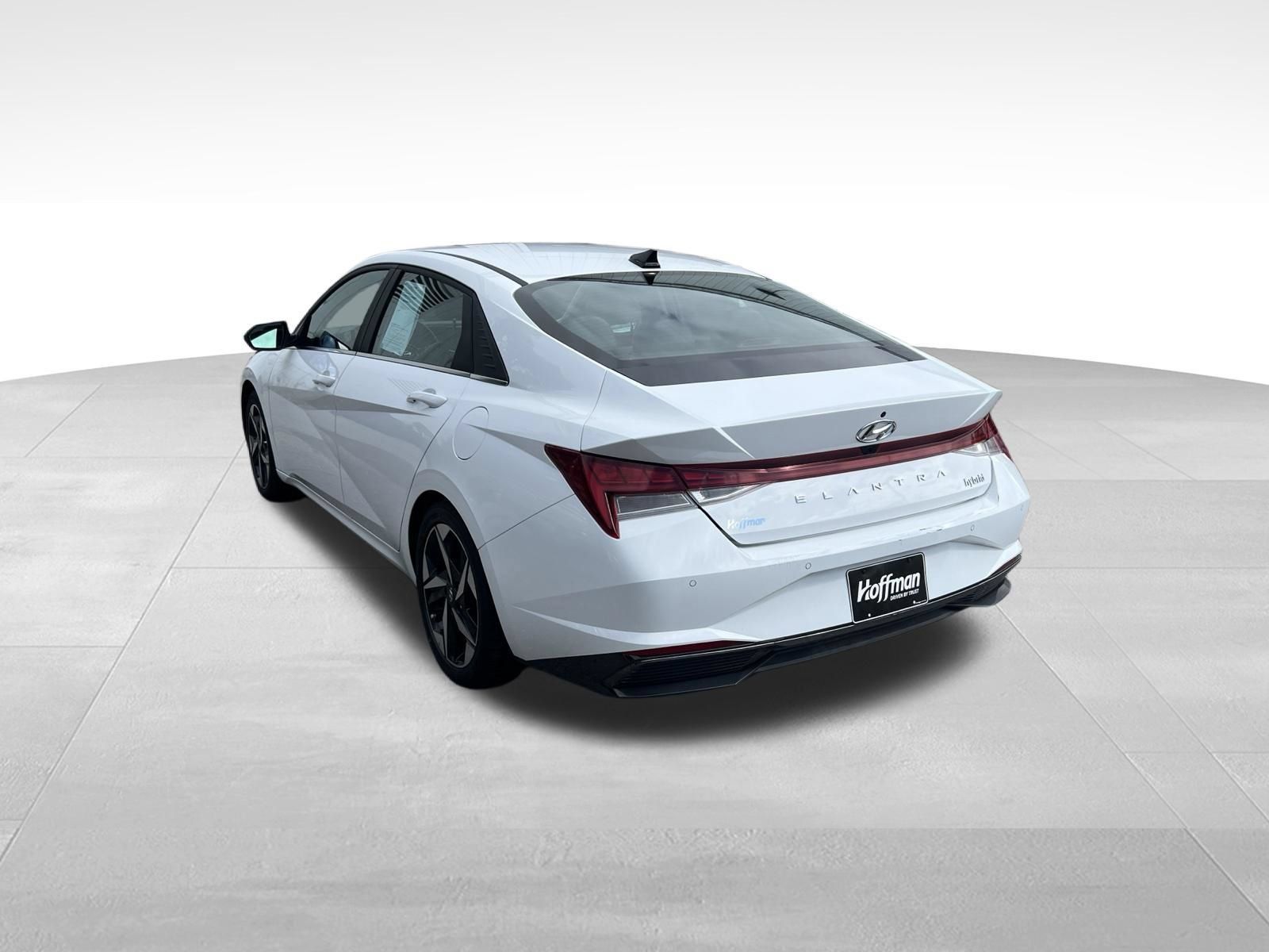 Used 2023 Hyundai Elantra Limited FWD image 6