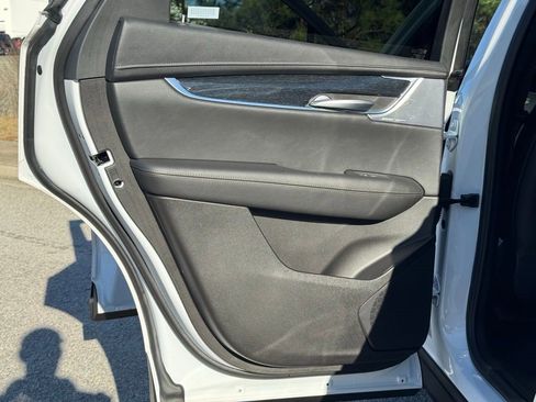 Certified 2025 Cadillac XT5 Premium Luxury image 27