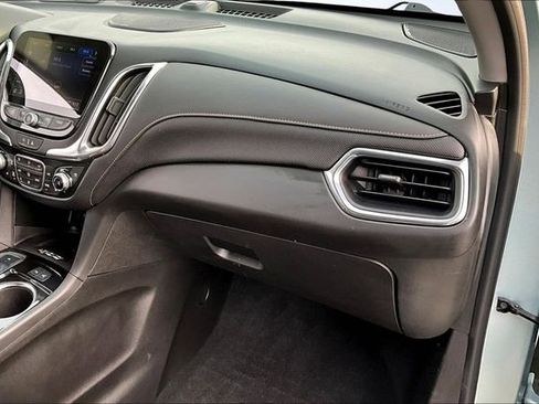 Used 2022 Chevrolet Equinox Premier image 26