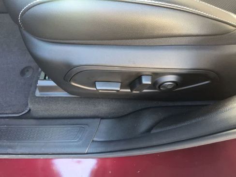 New 2025 Jeep Grand Cherokee Limited w/ Luxury Tech Group II image 12