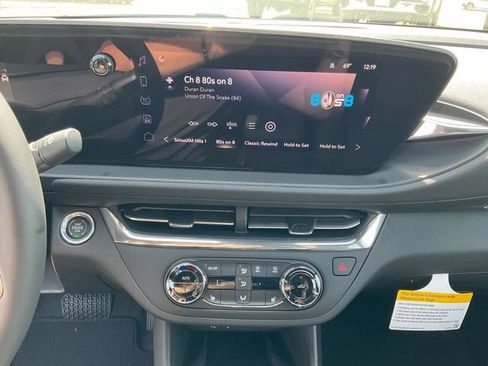 New 2026 Buick Envista Sport Touring w/ Convenience I Package FWD image 10