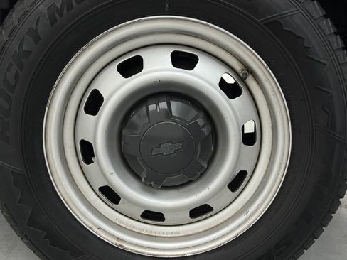 Used 2009 Chevrolet Colorado W/T image 2