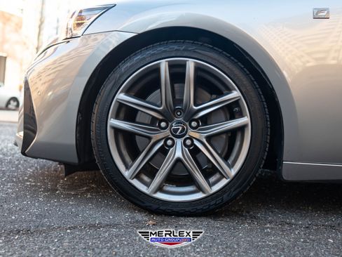 Used 2018 Lexus IS 300 F Sport image 9