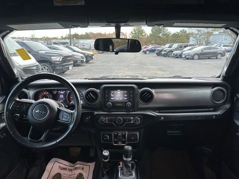 Used 2019 Jeep Wrangler Unlimited Sport S image 28